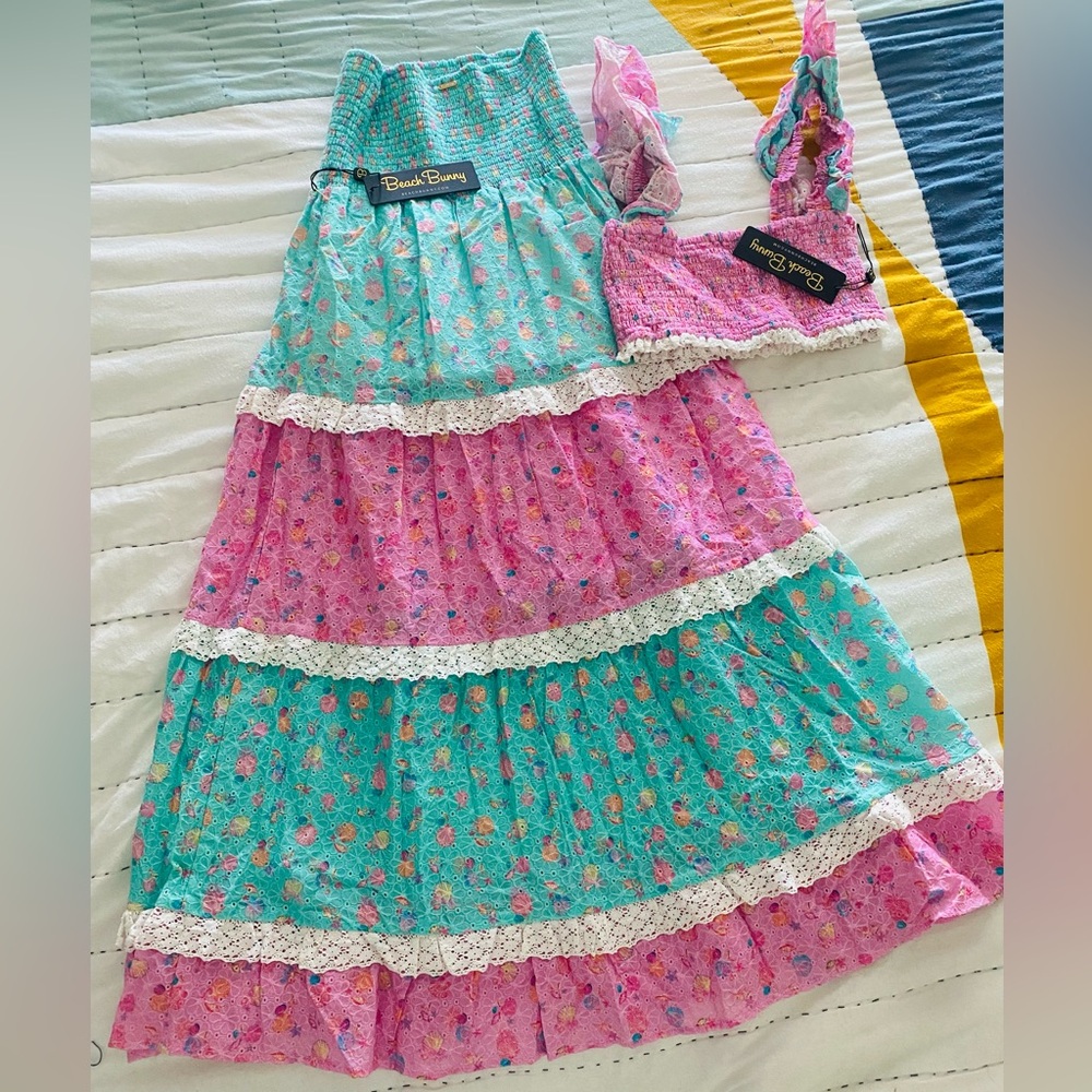Beach Bunny Eyelet Floral Maxi Skirt (Md) and Crop Top (Lg) Teal/Pink